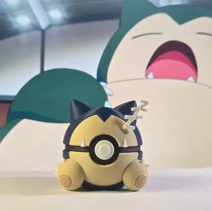 Poké Balls